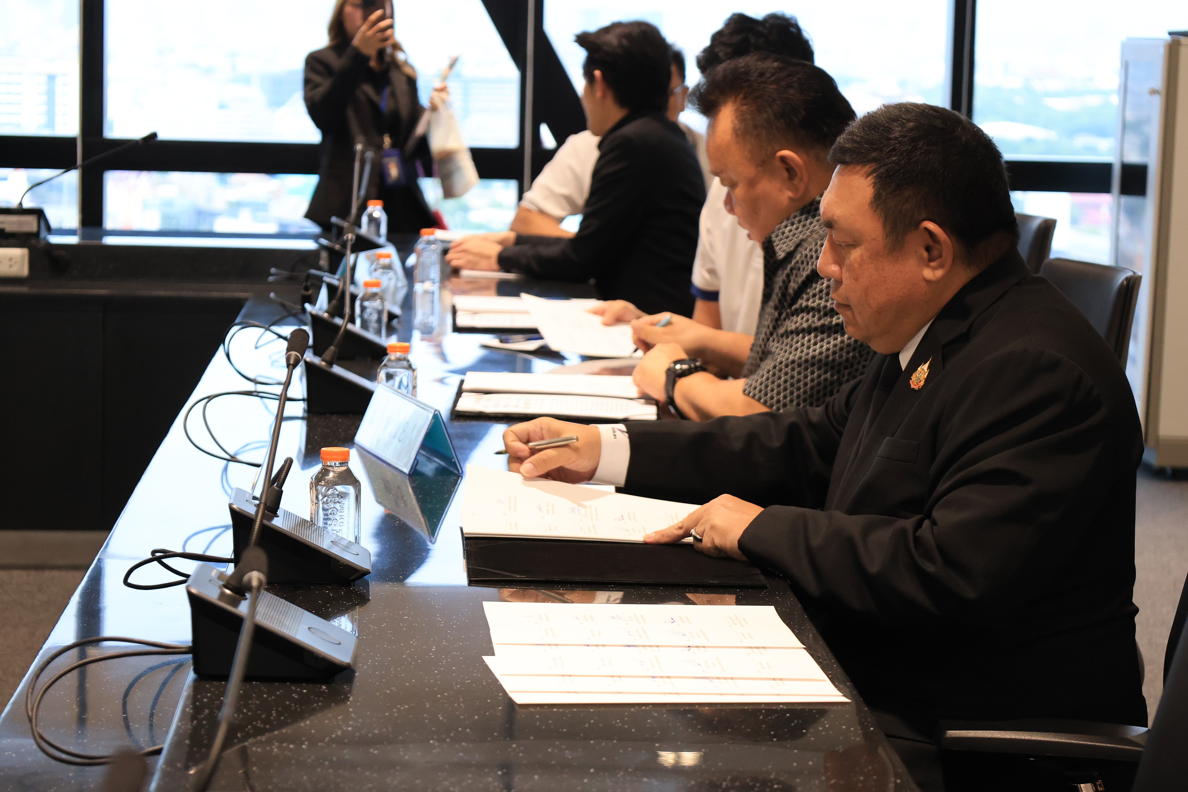 title - ส.ป.ก.ร่วมลงนาม MOU โครงการลงทะเบียนเพื่อสวัสดิการแห่งรัฐ ปี 2569 เพื่อขับเคลื่อนและบูรณาการฐานข้อมูลโครงการลงทะเบียนเพื่อสวัสดิการแห่งรัฐ 